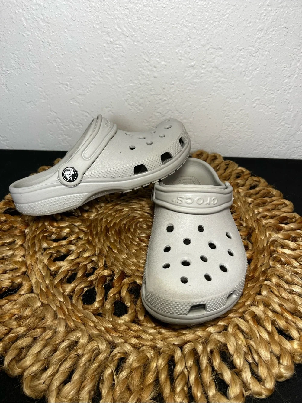 Crocs Kids Classic Clog in Light Gray